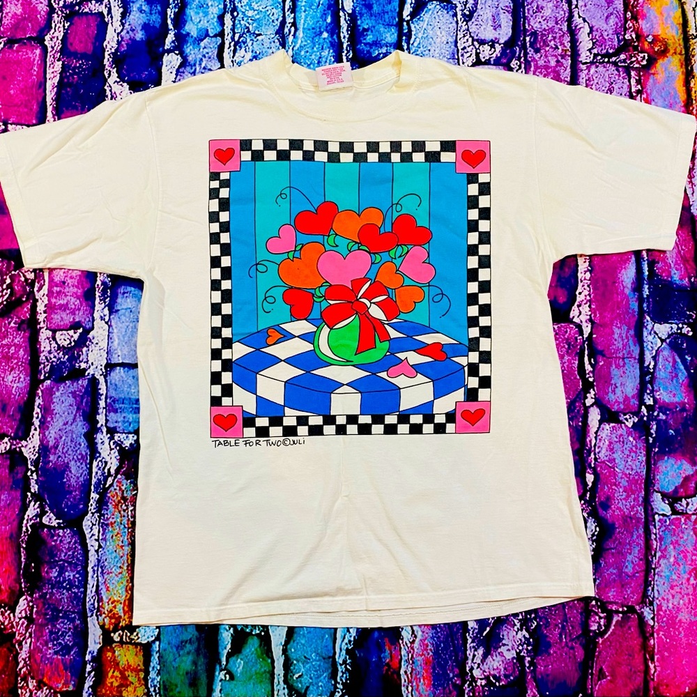 vintage JULI Table for two art tee size Large